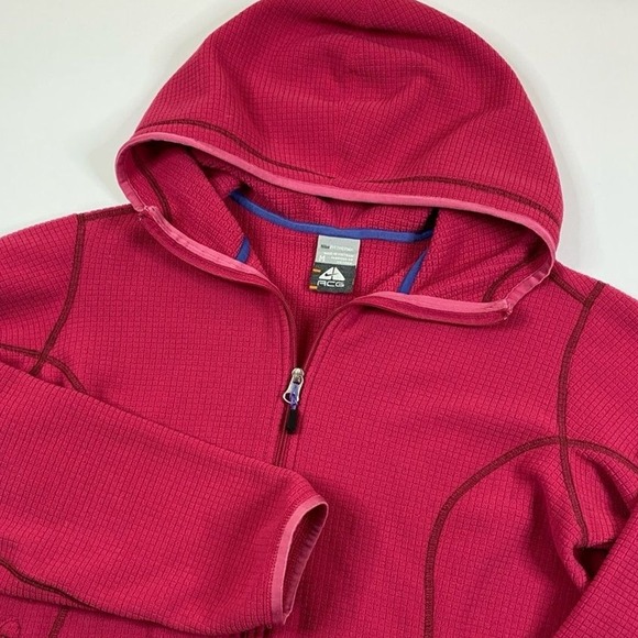 Nike ACG Therma-Fit Hoodie Womens M‎ Hot Pink Zip Up Waffle Fleece Sweatshirt - Picture 1 of 9
